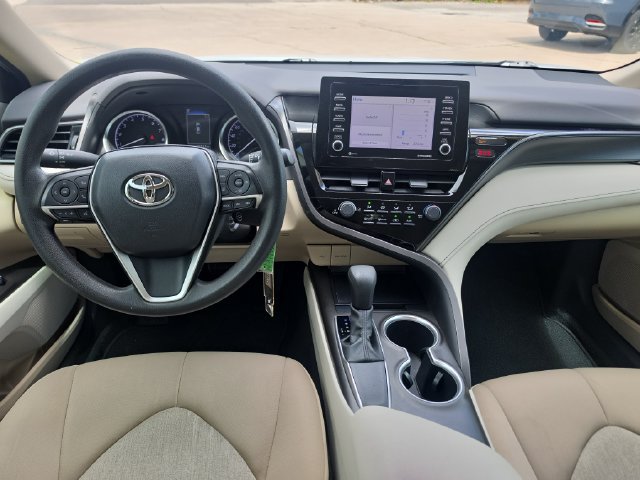 Used 2021 Toyota Camry LE FWD image 8