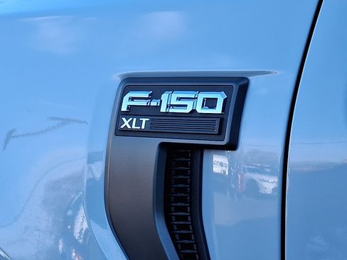 Certified 2022 Ford F150 XLT w/ Equipment Group 302A High image 30