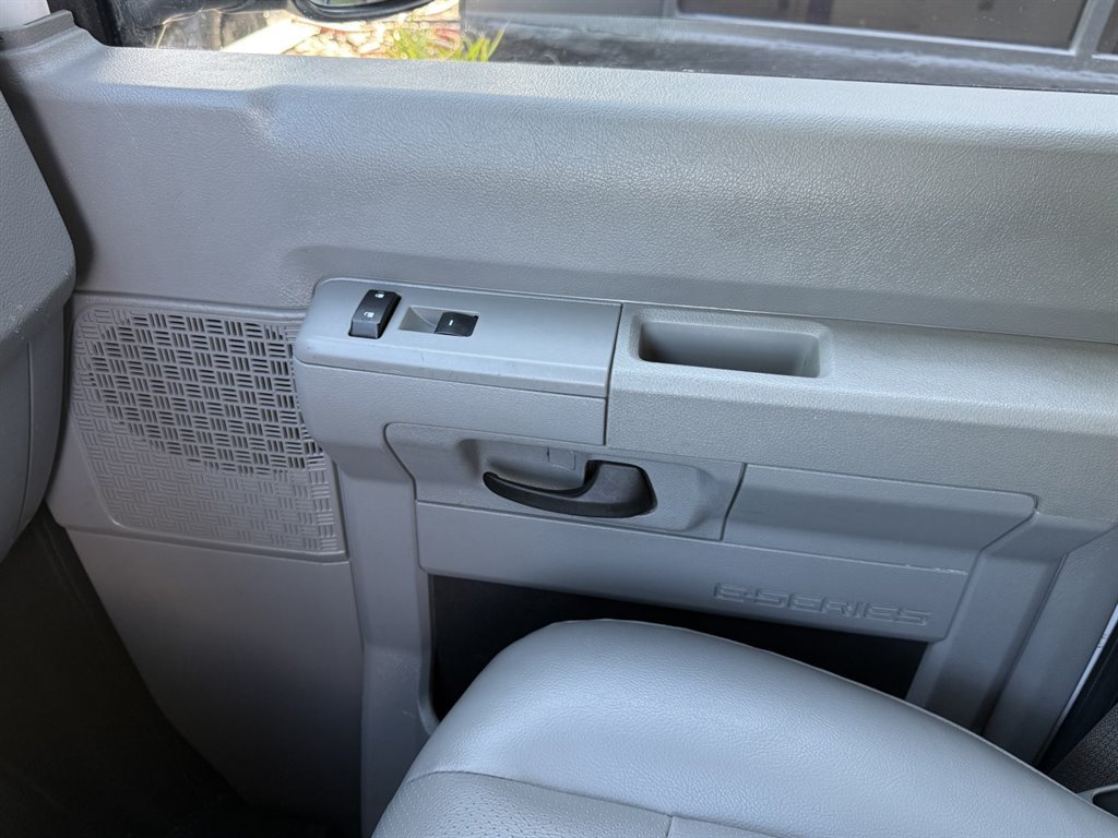 Used 2023 Ford E-350 and Econoline 350 Super Duty w/ Power Windows & Locks Group RWD image 30