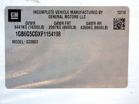 Used 2015 Chevrolet Express 4500 RWD image 44