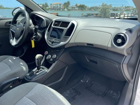 Used 2019 Chevrolet Sonic LT FWD image 8