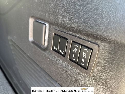 Used 2023 Chevrolet Suburban RST w/ Luxury Package AWD/4WD image 34