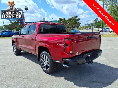Used 2024 Chevrolet Colorado Z71 w/ Z71 Convenience Package 2