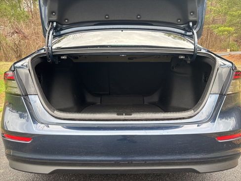 Used 2025 Honda Accord SE image 19