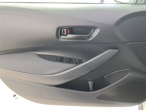 Used 2023 Toyota Corolla LE image 21