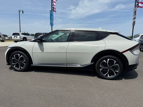 Used 2023 Kia EV6 Wind w/ Wind Technology Package RWD image 7