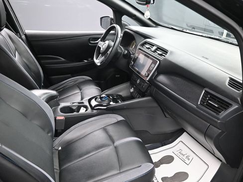 Used 2021 Nissan Leaf SL Plus FWD image 32