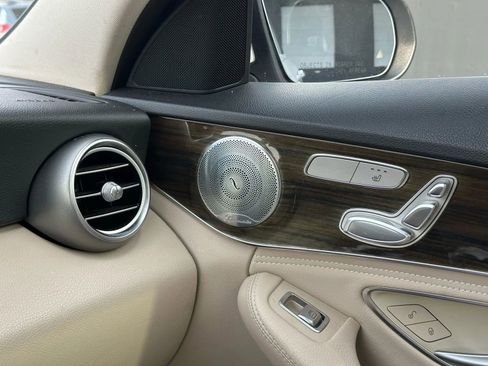 Used 2015 Mercedes-Benz C 300 4MATIC Sedan image 28