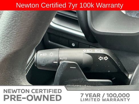 Used 2023 Nissan Rogue SV FWD image 27