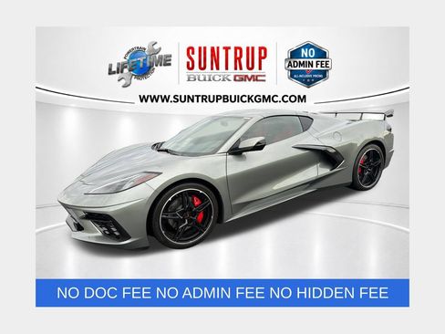 Used 2022 Chevrolet Corvette Stingray Coupe w/ 1LT RWD image 1