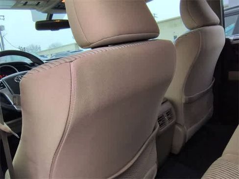 Used 2010 Toyota 4Runner SR5 image 18