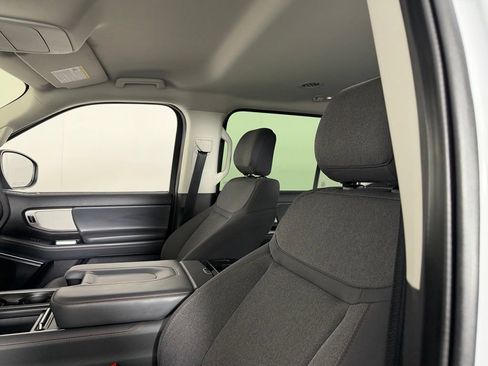 Used 2025 Ford Expedition Active AWD/4WD image 20