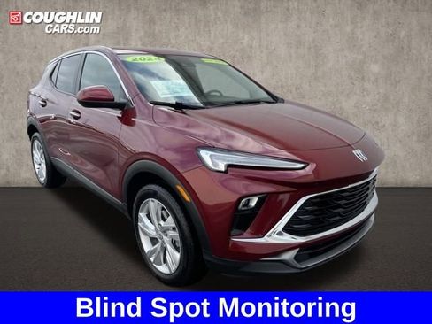 Used 2024 Buick Encore GX Preferred image 2