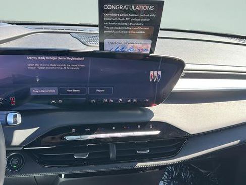 New 2026 Buick Enclave Avenir w/ Super Cruise Package image 16