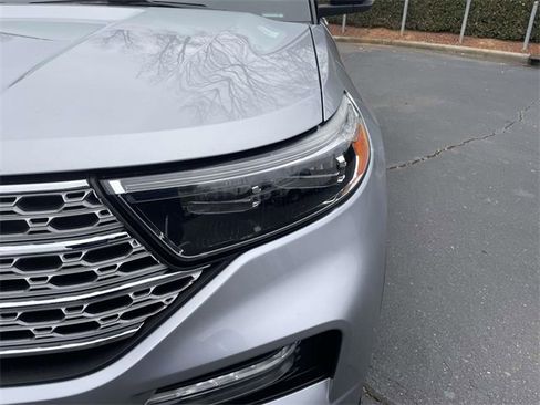 Used 2020 Ford Explorer Limited image 37