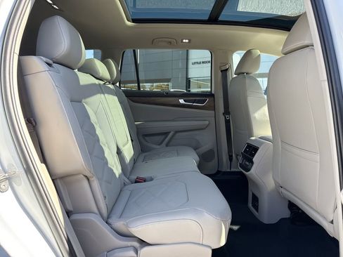 New 2026 Volkswagen Atlas SE image 20