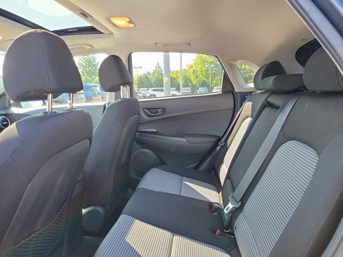 Used 2021 Hyundai Kona SEL Plus w/ Cargo Package FWD image 11