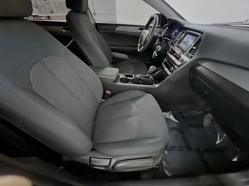 Used 2019 Hyundai Sonata SE FWD image 30
