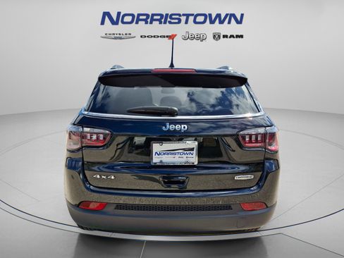 Certified 2023 Jeep Compass Latitude w/ Sun and Sound Group image 5