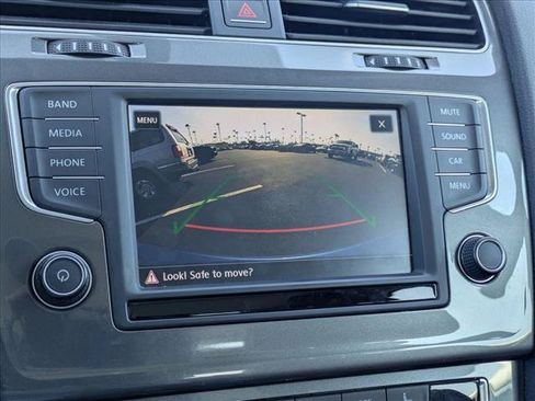 Used 2017 Volkswagen Golf Alltrack SE AWD/4WD image 13