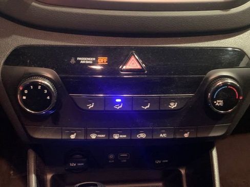 Used 2018 Hyundai Tucson SEL image 13