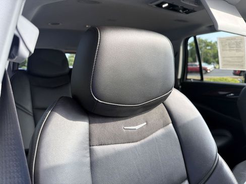 Used 2020 Cadillac Escalade Premium Luxury AWD/4WD image 39