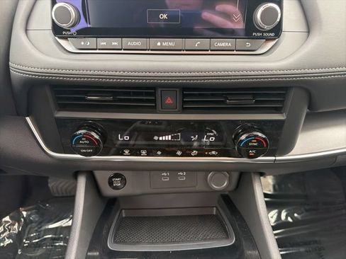 New 2026 Nissan Rogue SV AWD/4WD image 10