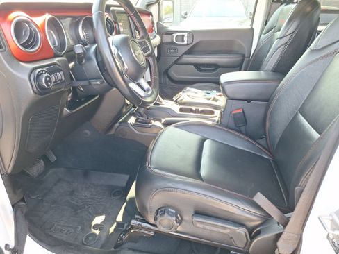 Used 2022 Jeep Gladiator Rubicon w/ LED Lighting Group AWD/4WD image 16