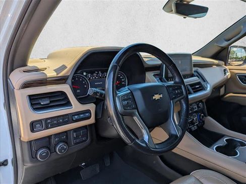 Used 2021 Chevrolet Tahoe Premier w/ Premium Package RWD image 12