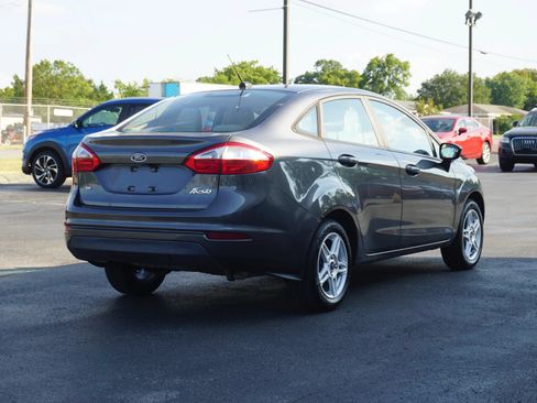 Used 2018 Ford Fiesta SE FWD image 5