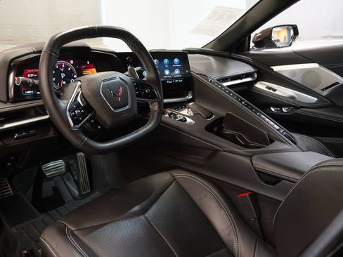 Used 2022 Chevrolet Corvette Stingray Preferred Cpe w/ Battery Protection Package RWD image 6