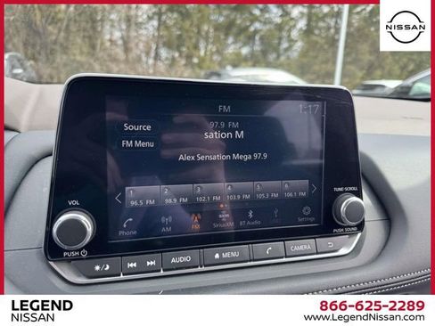 Used 2023 Nissan Rogue SV image 24