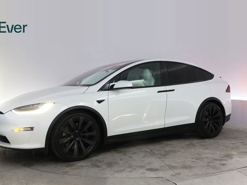Used 2023 Tesla Model X AWD/4WD image 18
