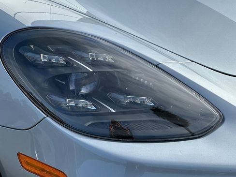 Certified 2022 Porsche Panamera Turbo S AWD/4WD image 37