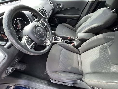 Used 2018 Jeep Compass Sport image 9