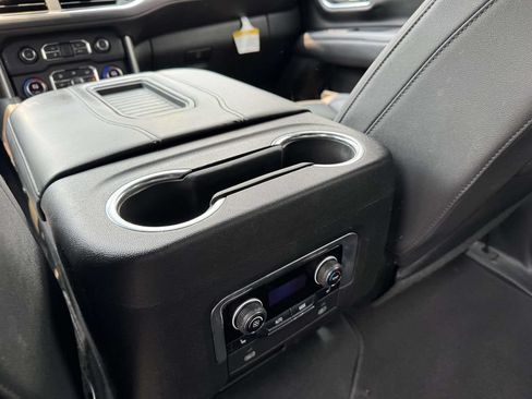 Used 2023 Chevrolet Tahoe LT w/ LT Signature Plus Package AWD/4WD image 16