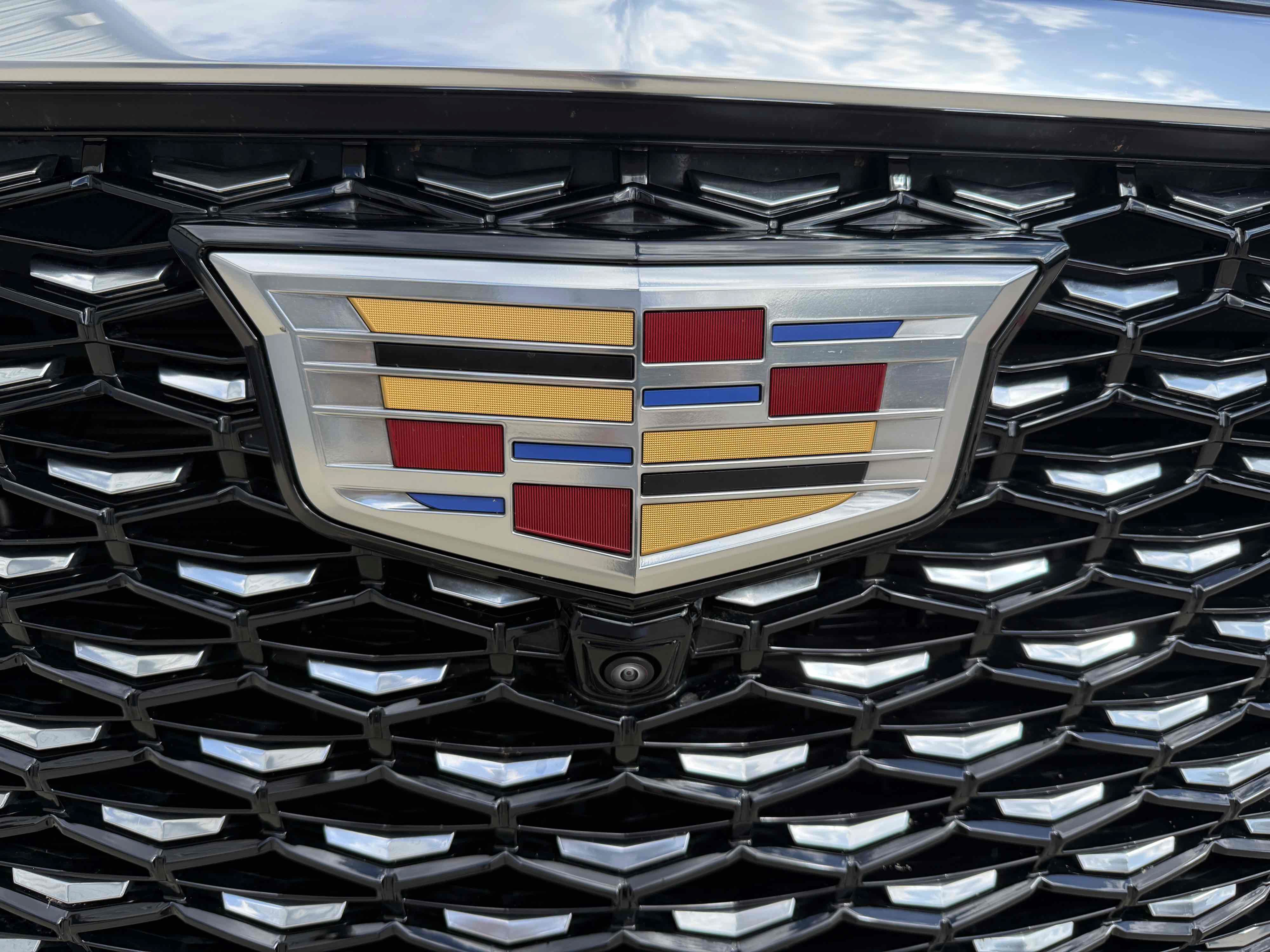 Used 2025 Cadillac Escalade Premium Luxury AWD/4WD image 9