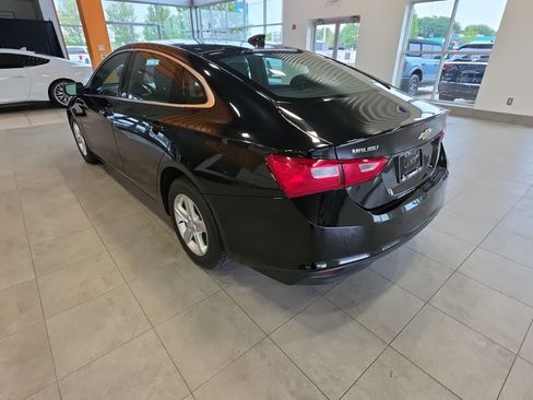 Used 2024 Chevrolet Malibu LT FWD image 12