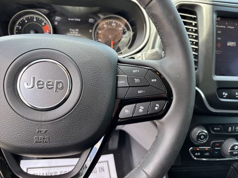 Used 2023 Jeep Cherokee Altitude Lux w/ Lux Elite Package AWD/4WD image 20