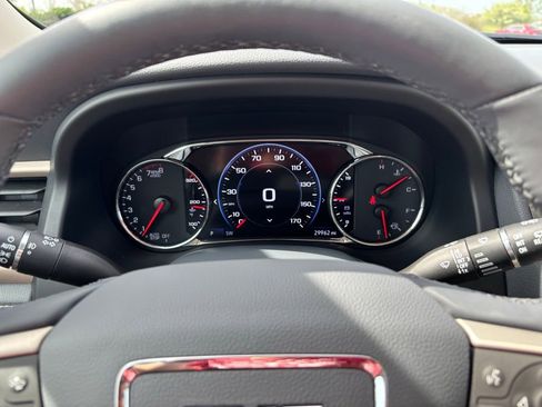 Used 2023 GMC Acadia Denali w/ Denali Technology Package image 40