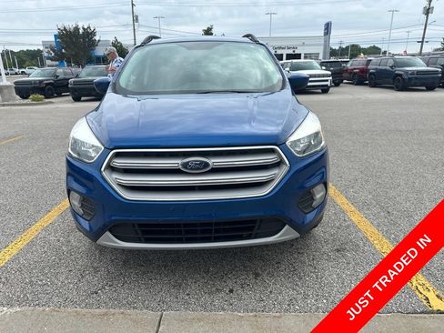 Used 2018 Ford Escape SE w/ SE Sync 3 Package AWD/4WD image 7