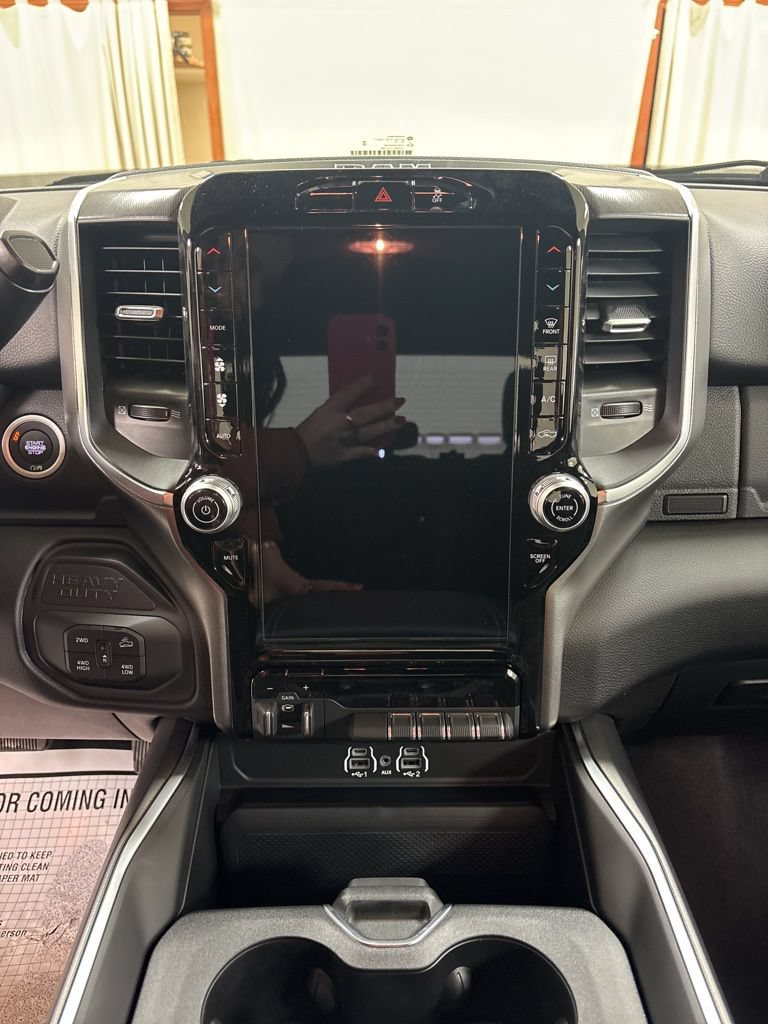New 2026 RAM 2500 Big Horn AWD/4WD image 12