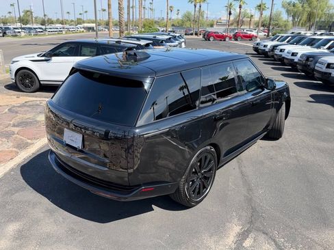 New 2026 Land Rover Range Rover SE AWD/4WD image 18