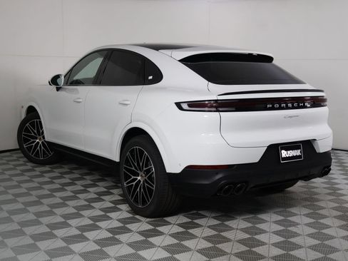 New 2026 Porsche Cayenne Coupe AWD/4WD image 3