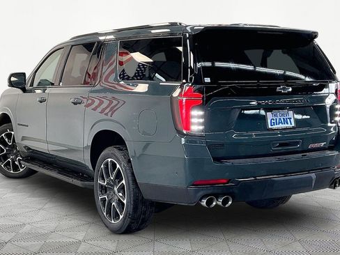 New 2026 Chevrolet Suburban RST w/ Comfort Package AWD/4WD image 3