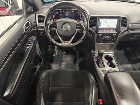 Used 2017 Jeep Grand Cherokee Trailhawk image 4