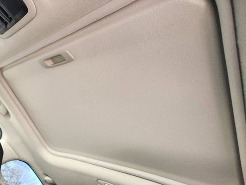 Used 2016 Subaru Crosstrek 2.0i Premium w/ Moonroof Package image 24