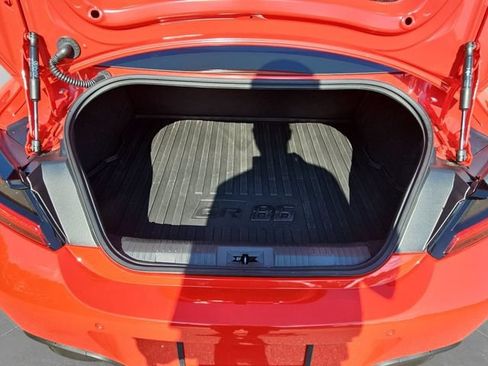 Used 2023 Toyota GR86 Premium w/ ALL Weather Mat Package (TMS) RWD image 27