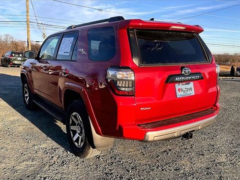 Used 2024 Toyota 4Runner TRD Off-Road image 3