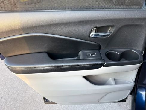 Used 2017 Honda Pilot Elite image 18